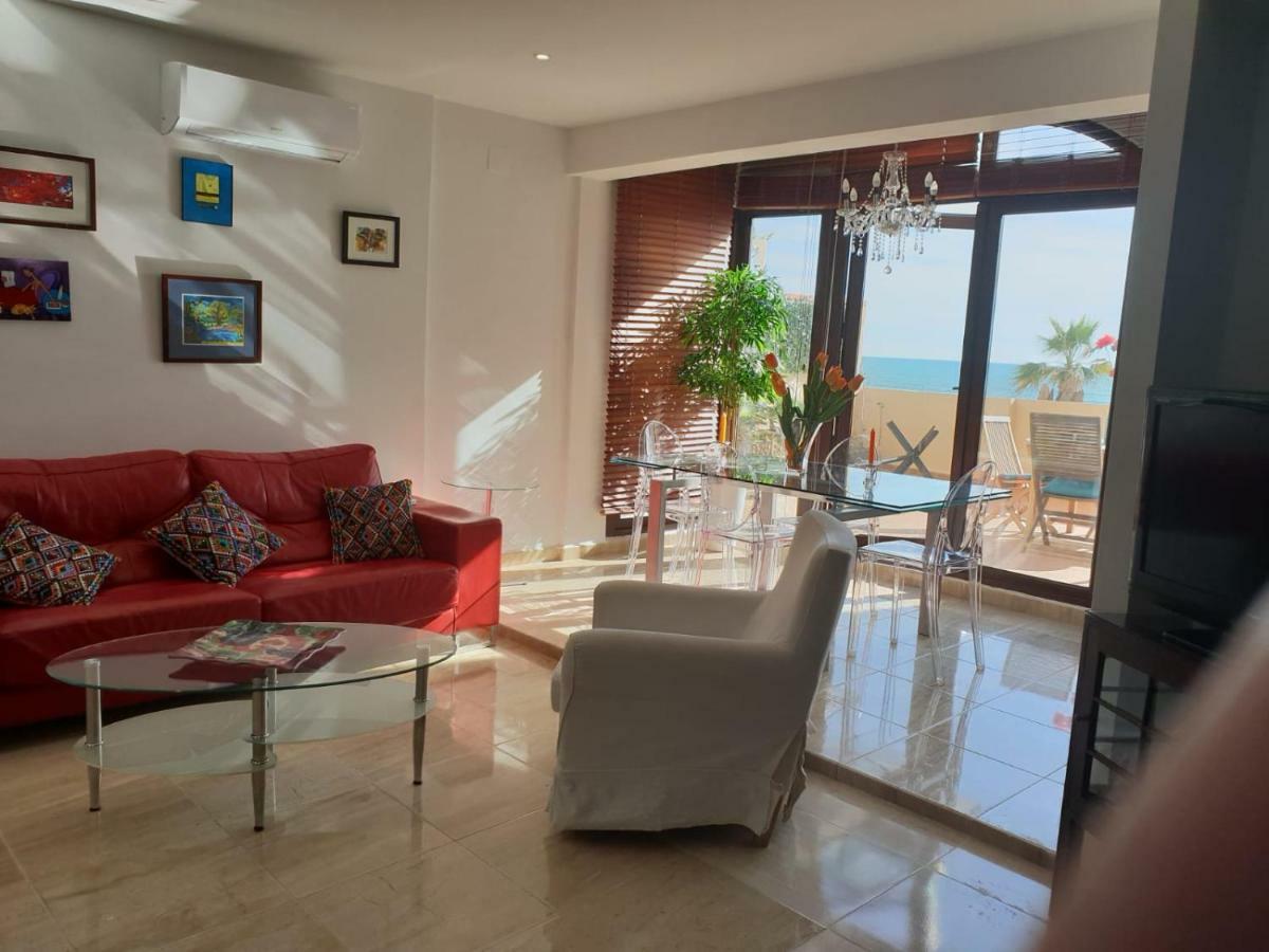 קדיז Amazing Frontal Beach Apartment #Traveller'S Awards2023 מראה חיצוני תמונה